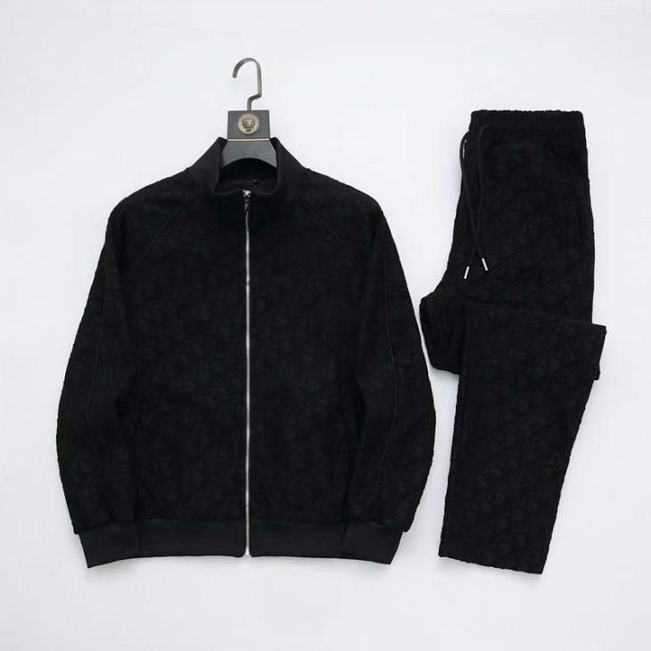 Picture of Dior Sweater Suits _SKUDiorM-3XL8qx26038489